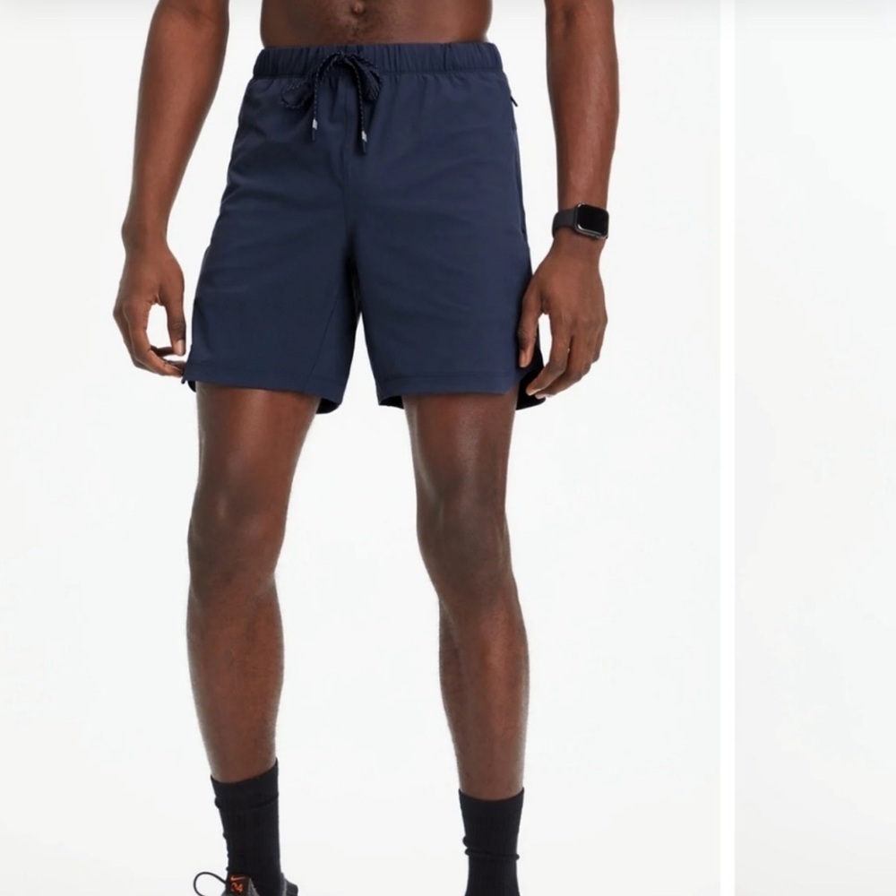 Fabletics The One Short - Picture 1 of 12